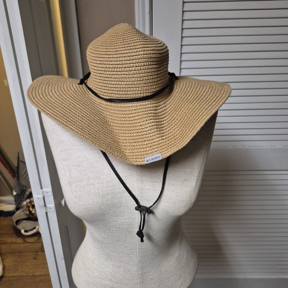 Columbia Natural Woven Hat - Picture 4 of 7